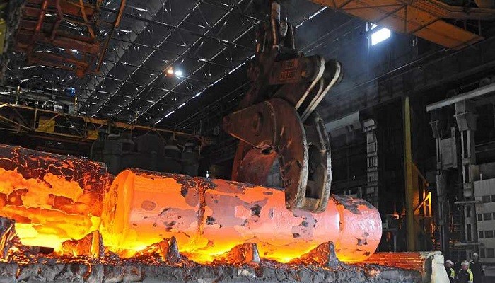 نقش مناطق آزاد تجاری در توسعه صنعت فولاد کشور