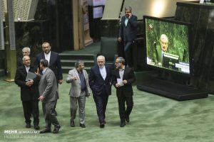 حضور وزیر امور خارجه در صحن علنی مجلس