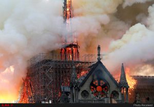 آتش سوزی در کلیسای نوتردام پاریس