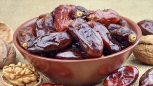 عرضه خرما در بورس کالا دلالان را از دور خارج می‌کند