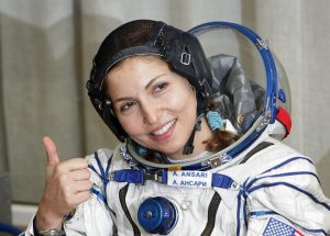 آشنایی با “انوشه انصاری” فضانورد و کارآفرین موفق ایرانی