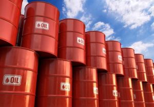 نگرانی در مورد چشم انداز مازاد عرضه نفت