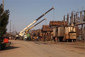 جابجایی ترانس با استفاده از ریل راه آهن در فولاد خوزستان