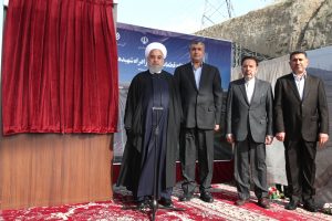 روحانی:آزادراه تهران – شمال، صنعت جاده سازی ایران را به نمایش گذاشت