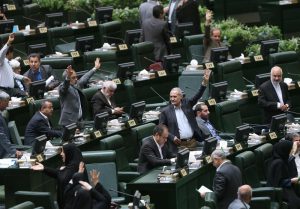 طرح جدید در مجلس: ممنوعیت مذاکره مقامات ایرانی با آمریکایی‌ها