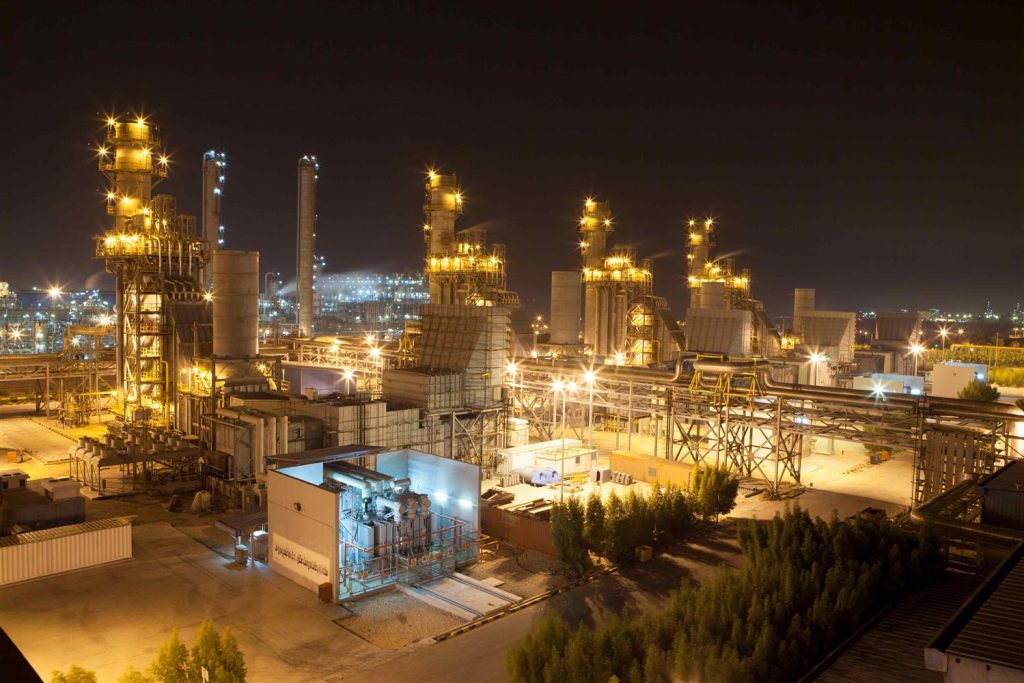 هلدینگ پیشتاز گروه انرژی ایران در رده‌بندی IMI-100 کدام است؟