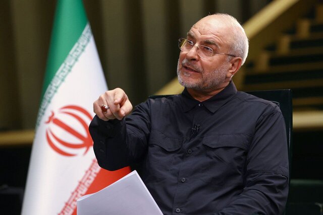 آغاز فرآیند گزیر بانک آینده؛ سپردهگذاران از سوم آبان زیر چتر بانک ملی آغاز فرآیند گزیر بانک آینده؛ سپردهگذاران از سوم آبان زیر چتر بانک ملی