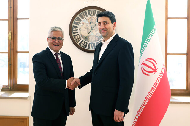 تأکید وزیر ارتباطات بر گسترش همکاریهای ایران و اندونزی در اقتصاد دیجیتال تأکید وزیر ارتباطات بر گسترش همکاریهای ایران و اندونزی در اقتصاد دیجیتال