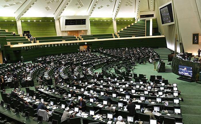 مجلس: شکست انحصار واردات خودرو