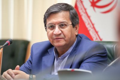 همتی : تأمین ارز بازار تجاری
