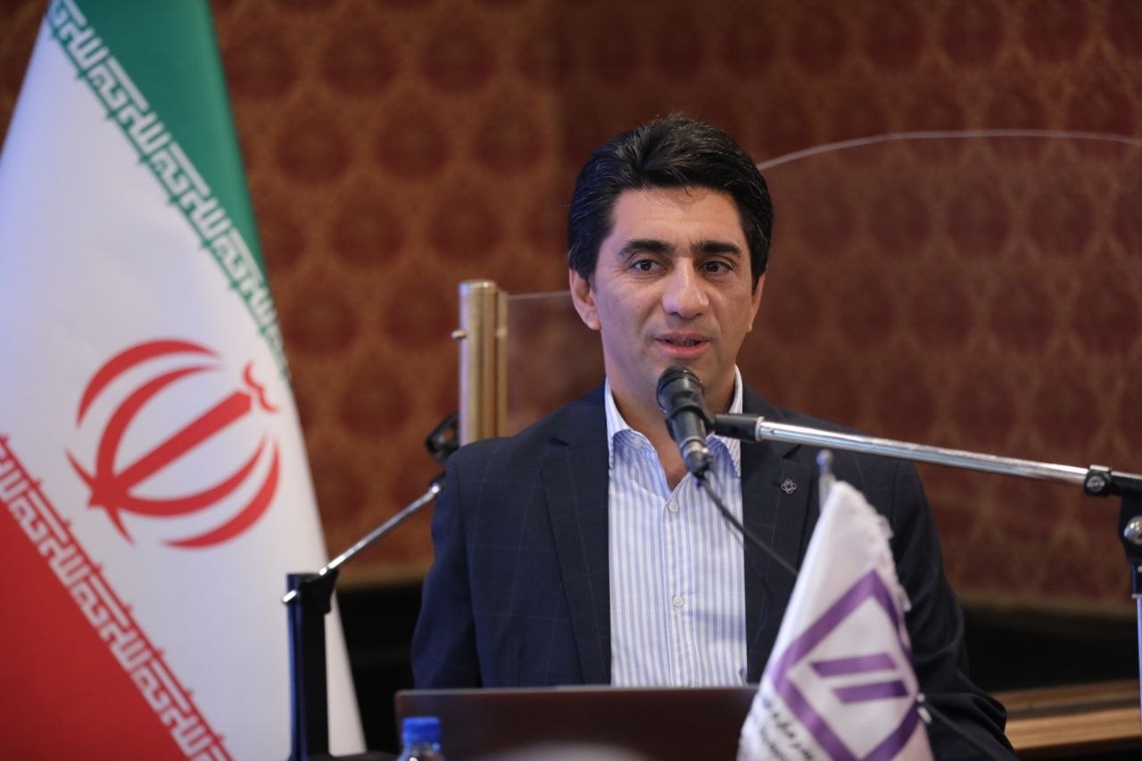 بیدگلی: پیشنهاد بازگشایی مرحله‌ای بازار سرمایه
