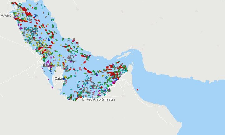 کشتیرانی در تنگه هرمز