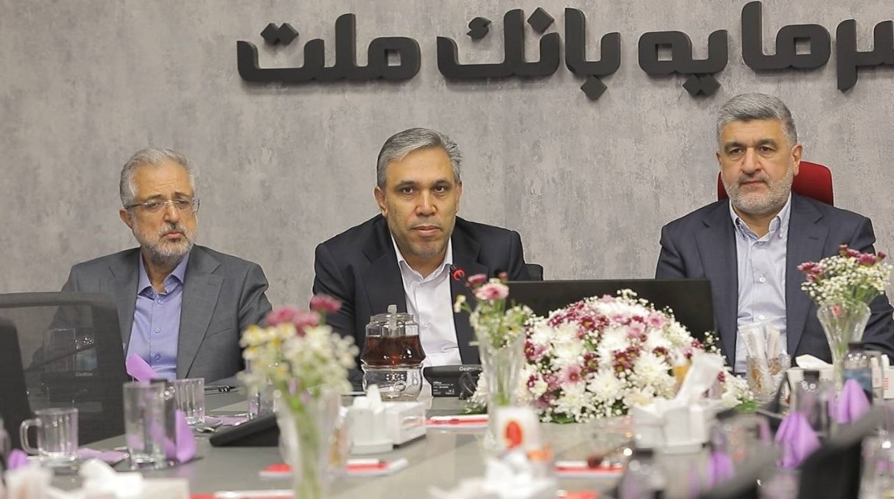 صیدی: حمایت از بازار سهام