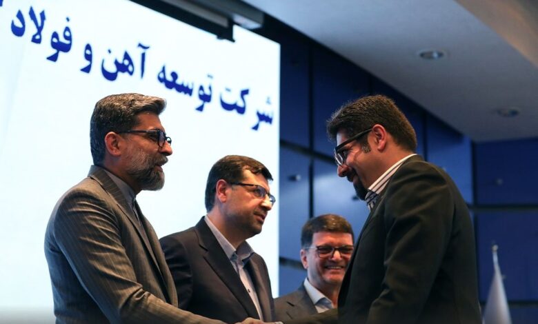 تندیس بلورین گل‌گهر