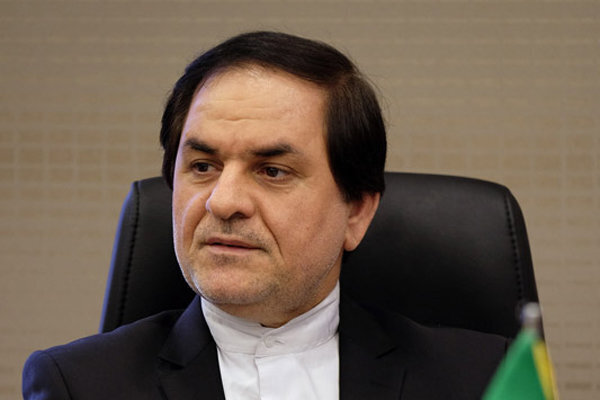 نوش آبادی:روز خبرنگار