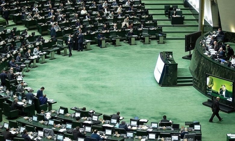 بررسی استیضاح وزیر تعاون در مجلس